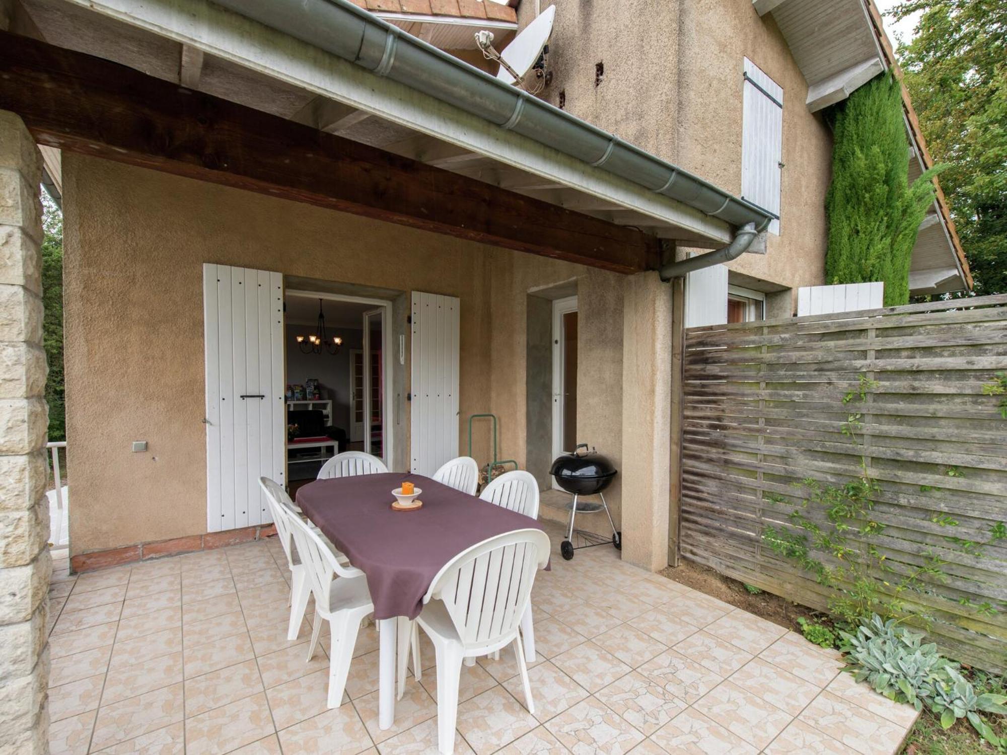 Modern Vacation Home With Private Garden Bathernay 외부 사진